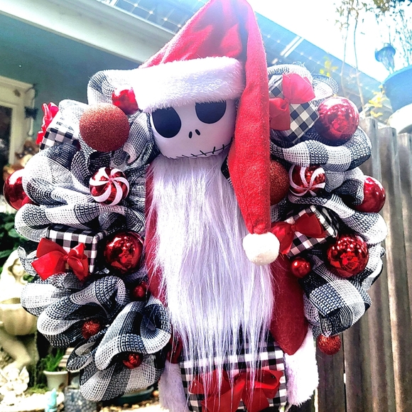 Nightmare Before Christmas Wreath Deco Mesh - Picture 2 of 6